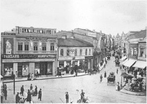 old-bucharest-romania-2-lipscani-vechiul-bucuresti-romanian-city-architecture-romanians